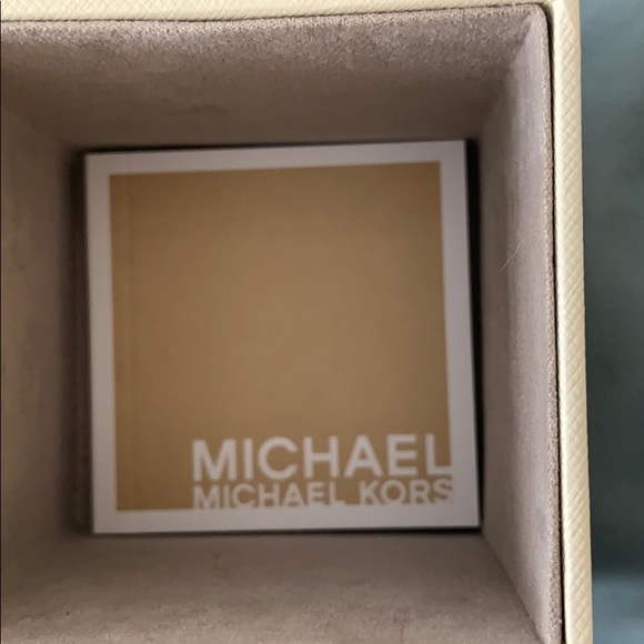 Michael Kors watch - Picture 6 of 8